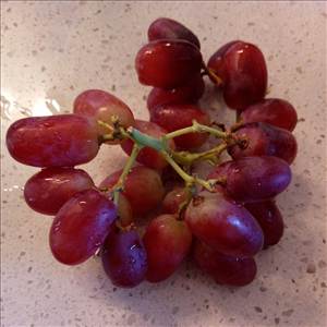 Grapes (Red or Green, European Type Varieties Such As Thompson Seedless)