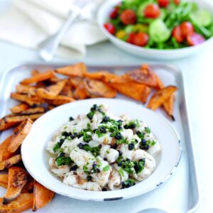 Calamari with parsley, garlic and currant dressing