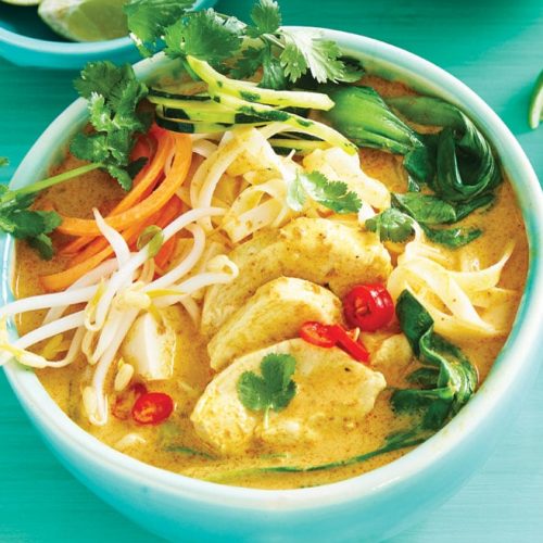 Chicken and vegetable laksa