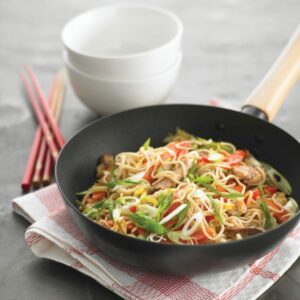 Chicken and vegetable chow mein