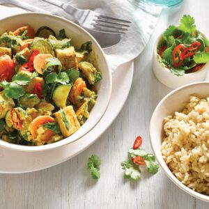 Creamy peanut vegie curry