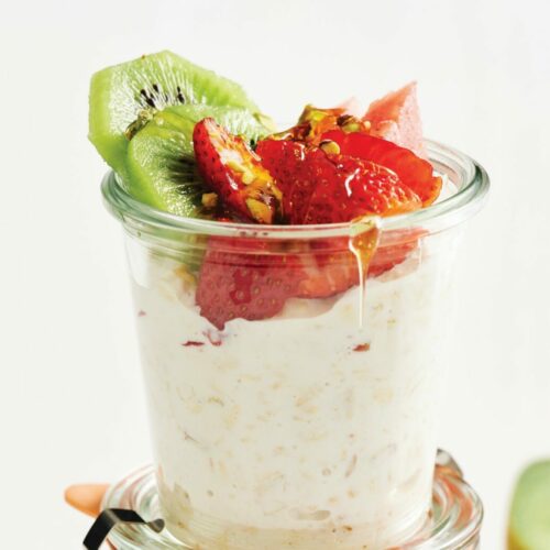 Kiwifruit, strawberry and watermelon overnight oats