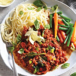 Low-FODMAP spaghetti bolognese