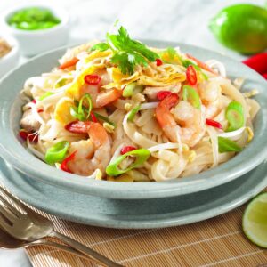 Pad Thai (Thai-style fried noodles)