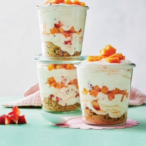 Pawpaw and strawberry cheesecake jars